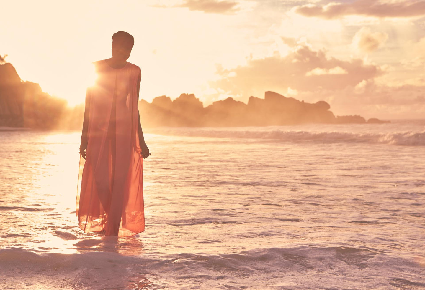 CARL KAPP SS2020 collection in Seychelles Six Senses Zil Pasyon | Palm dress
