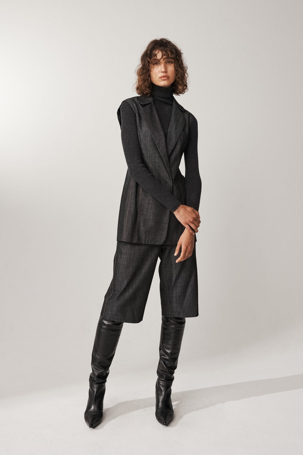 Avium sleeveless Jacket