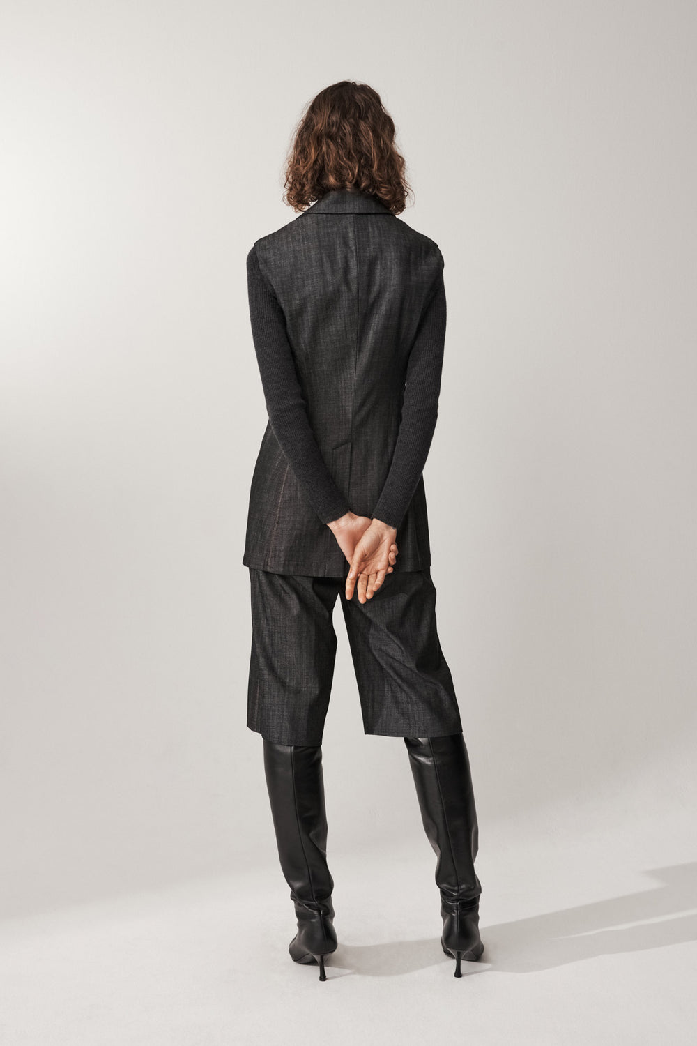 Avium sleeveless Jacket