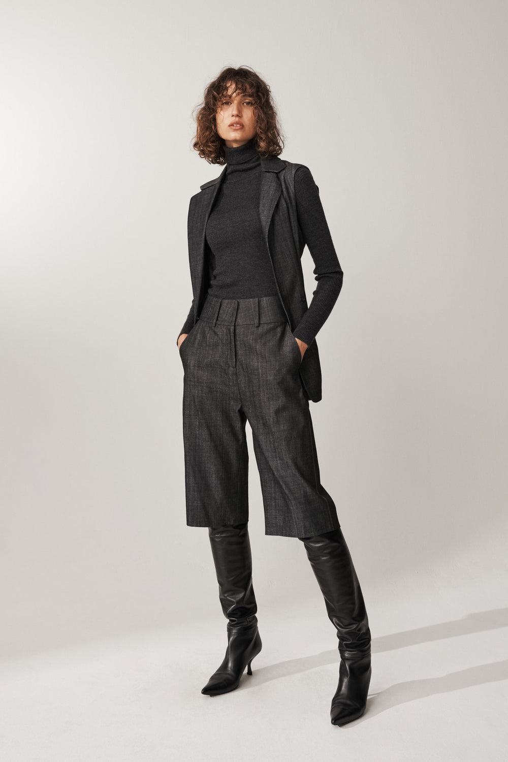 Avium sleeveless Jacket