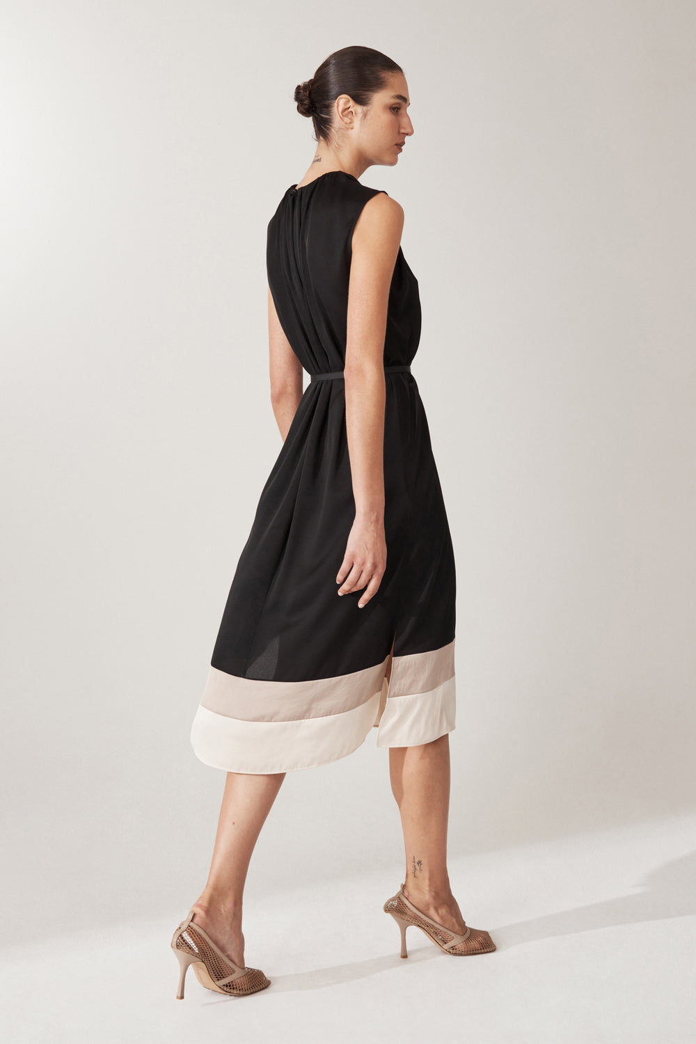 Lasola Dress