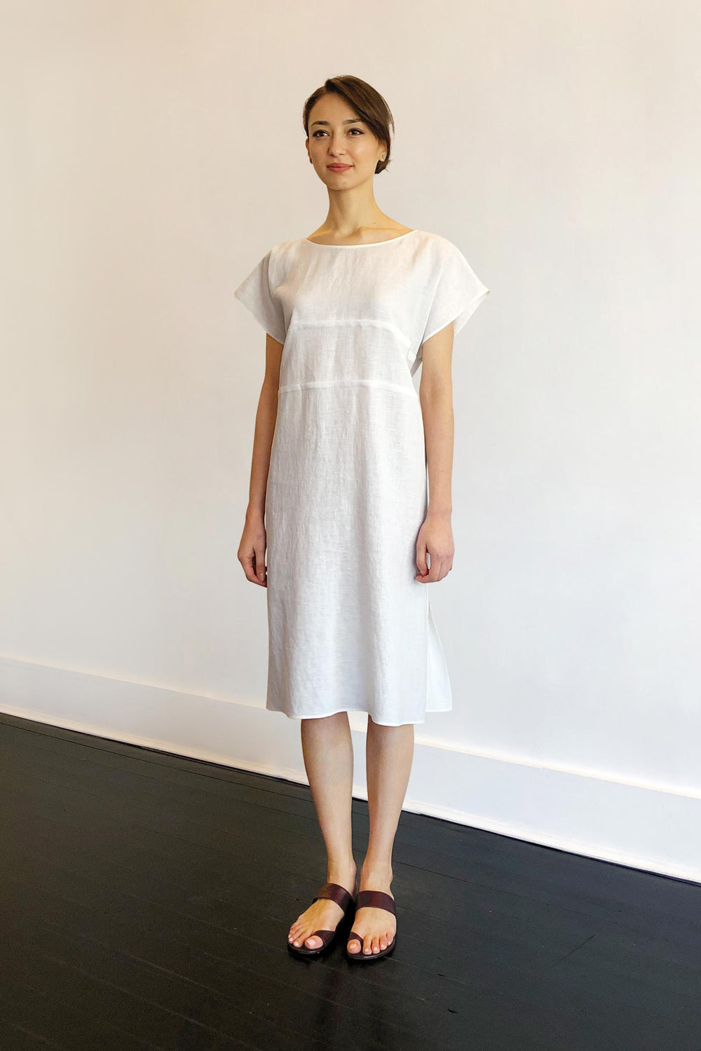 Fashion Designer CARL KAPP collection | Lisa Onesize Fits All White Linen dress | Sydney Australia
