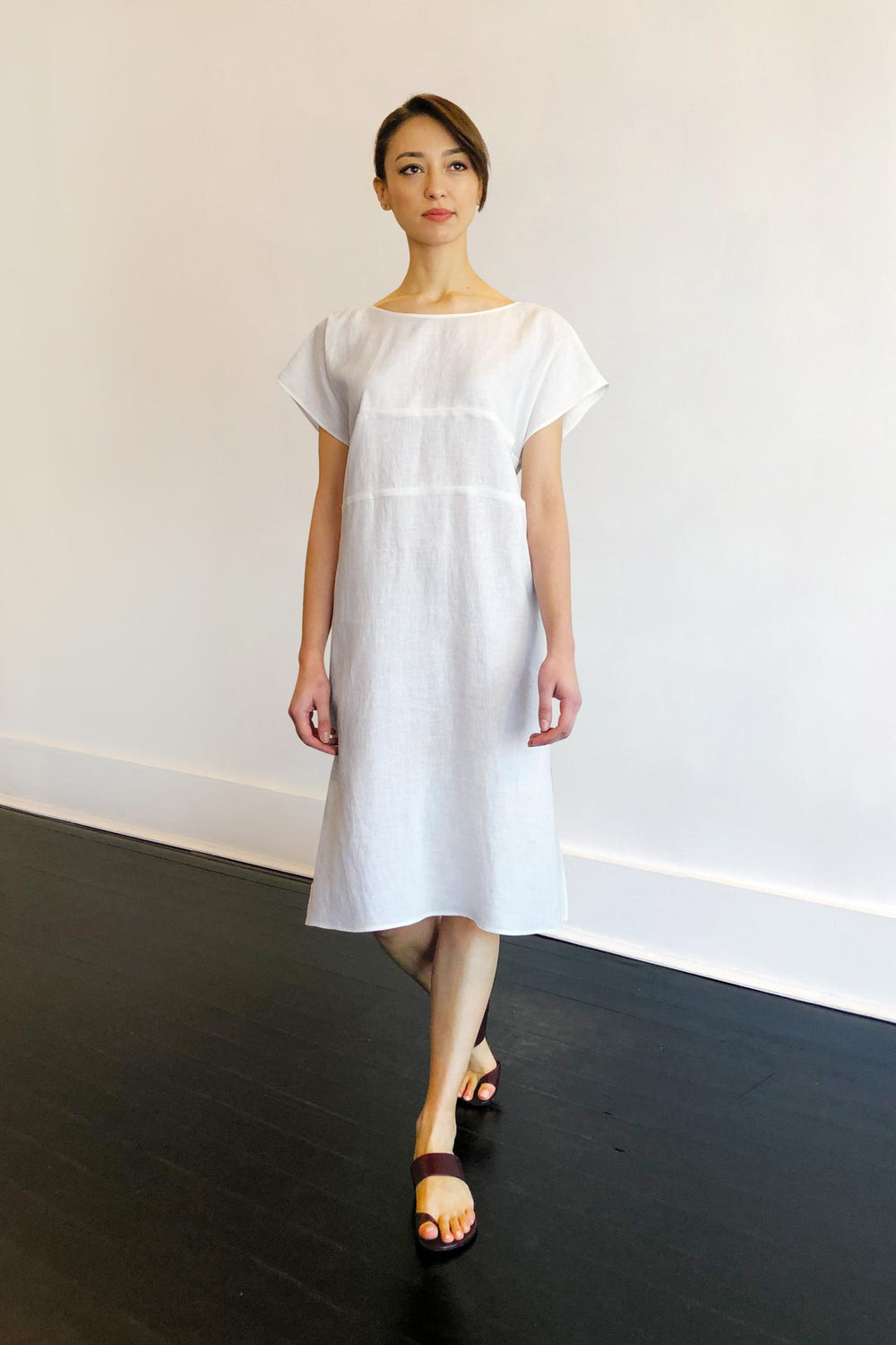 Fashion Designer CARL KAPP collection | Lisa Onesize Fits All White Linen dress | Sydney Australia