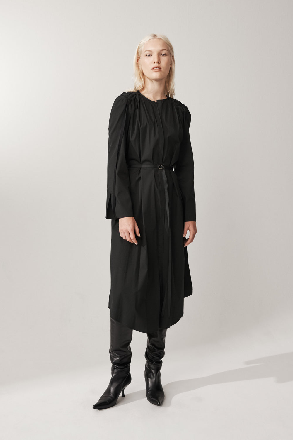 Luxoria Dress