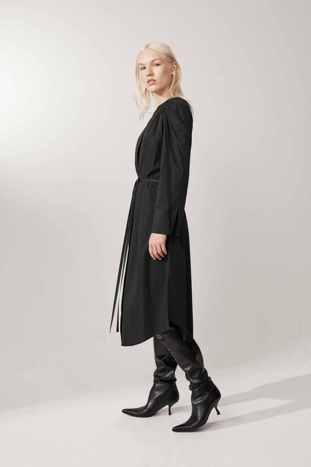 Luxoria Dress