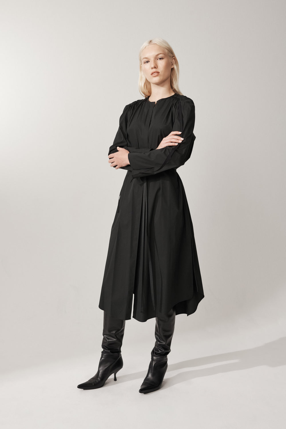Luxoria Dress